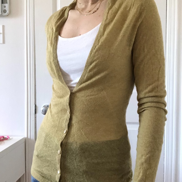 Boyfriend jean and green top! - Picture 13 of 14